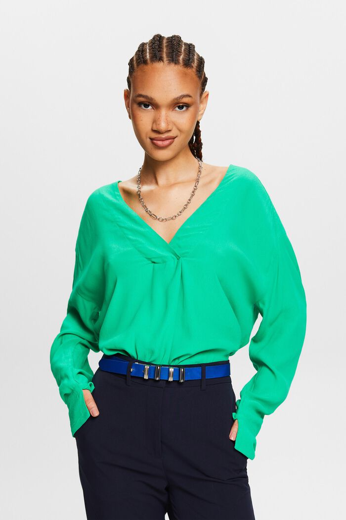 Crêpe blouse met V-hals, GREEN, detail image number 0