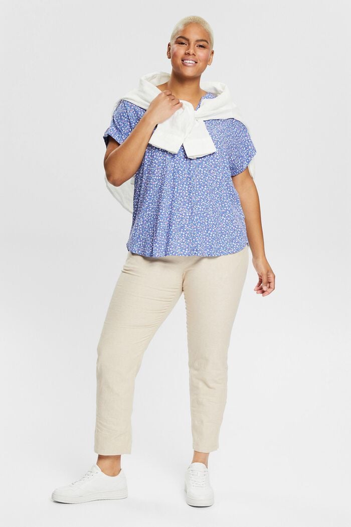 CURVY gebloemde blouse van LENZING™ ECOVERO™, LIGHT BLUE LAVENDER, detail image number 1