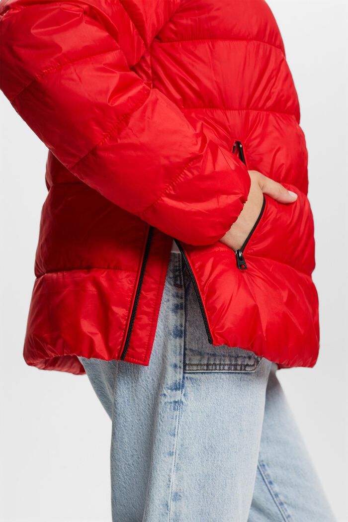Gerecycled: gewatteerde jas met capuchon, RED, detail image number 2