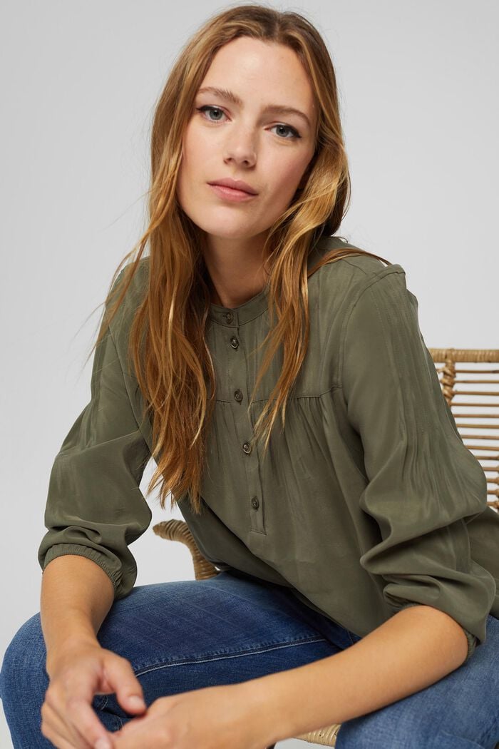 Glanzende henley-blouse met LENZING™ ECOVERO™, DARK KHAKI, overview
