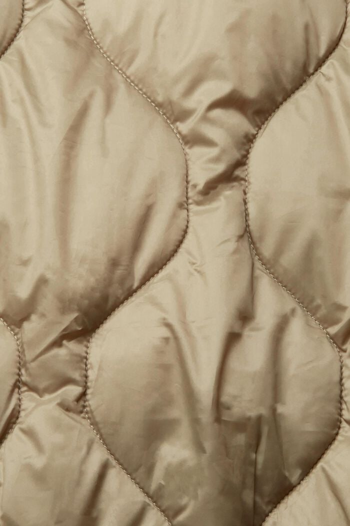 Gerecycled: gewatteerde jas met capuchon, PALE KHAKI, detail image number 6