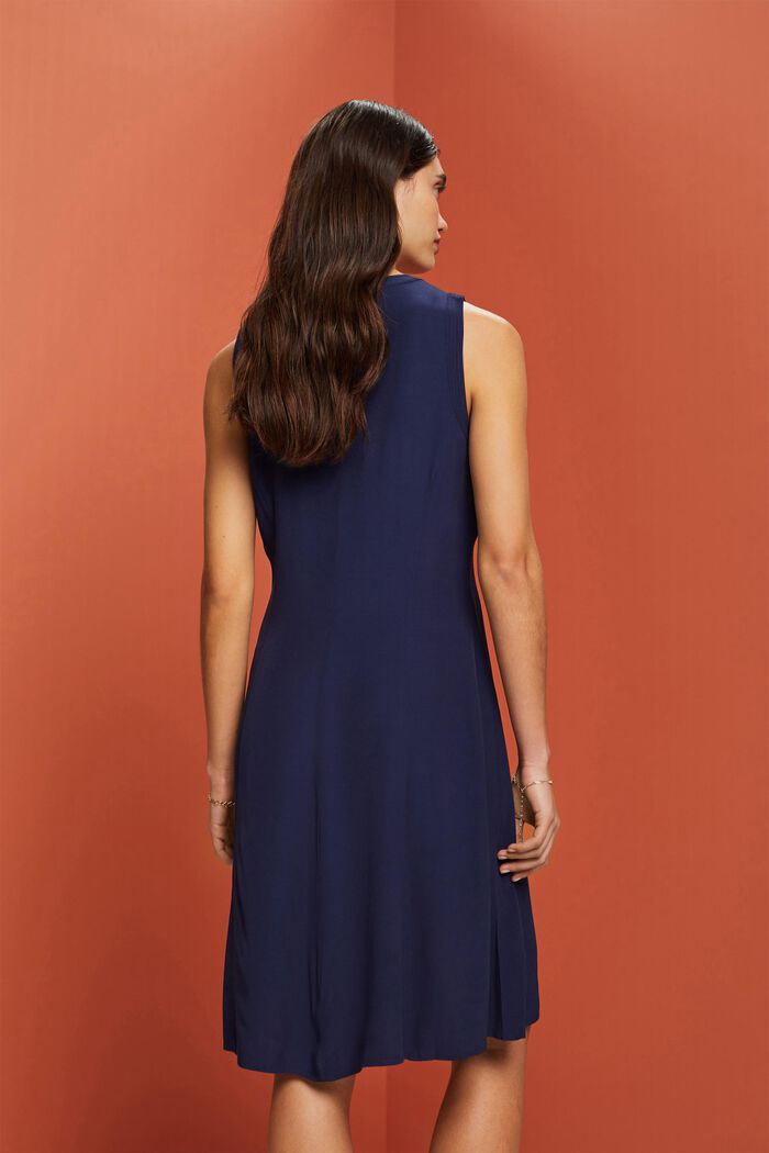 Gesmokte, getailleerde jurk in A-lijn, NAVY, detail image number 3
