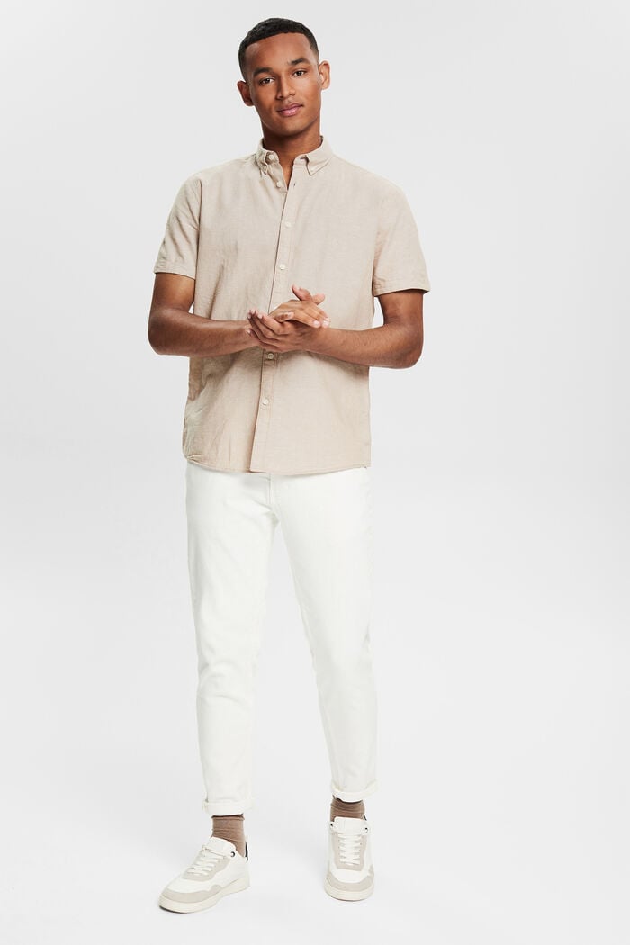 Met linnen: overhemd met buttondownkraag en korte mouwen, SAND, detail image number 6