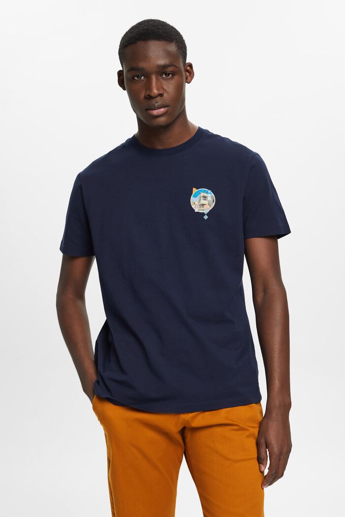 Katoenen T-shirt met slim fit en kleine borstprint, NAVY, detail image number 0