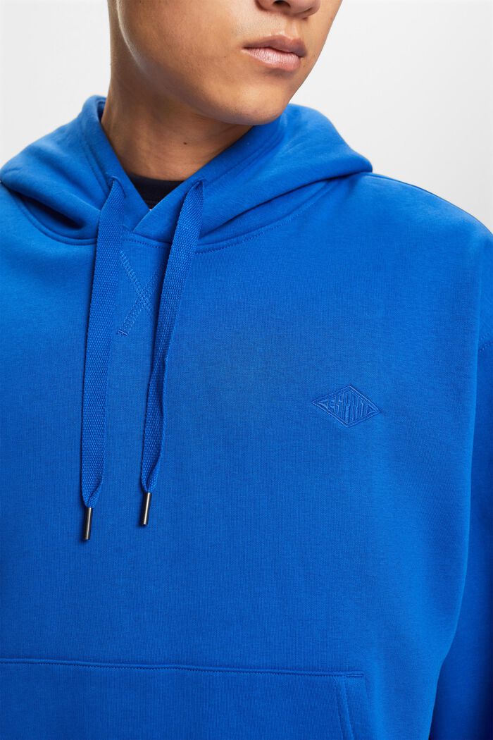 Hoodie van sweatstof met logoborduursel, BRIGHT BLUE, detail image number 2
