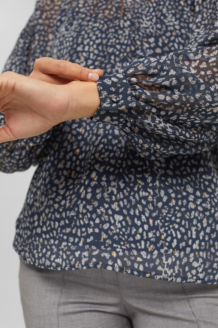 Gerecycled: chiffon blouse met print, DARK BLUE, detail image number 2