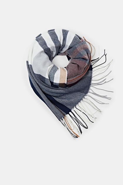 Gerecycled: geruite sjaal met franjes