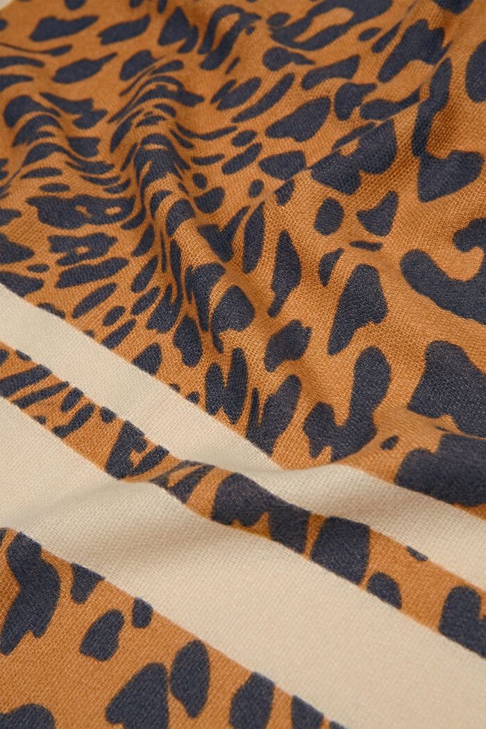 Gerecycled: sjaal met luipaardlook, BARK, detail image number 2