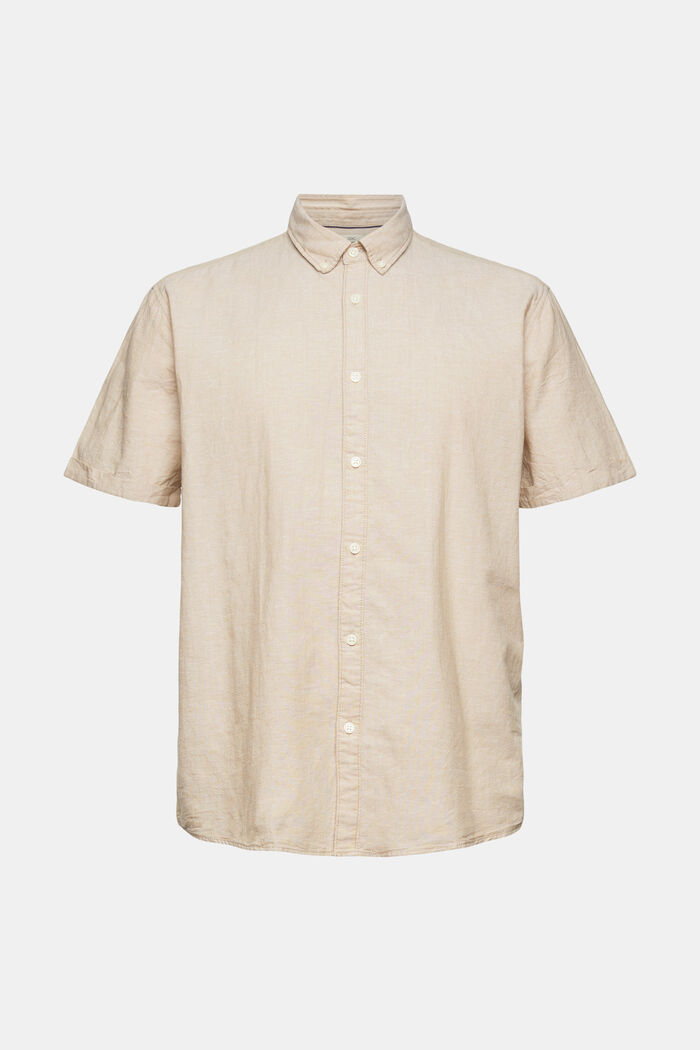 Met linnen: overhemd met buttondownkraag en korte mouwen, SAND, overview
