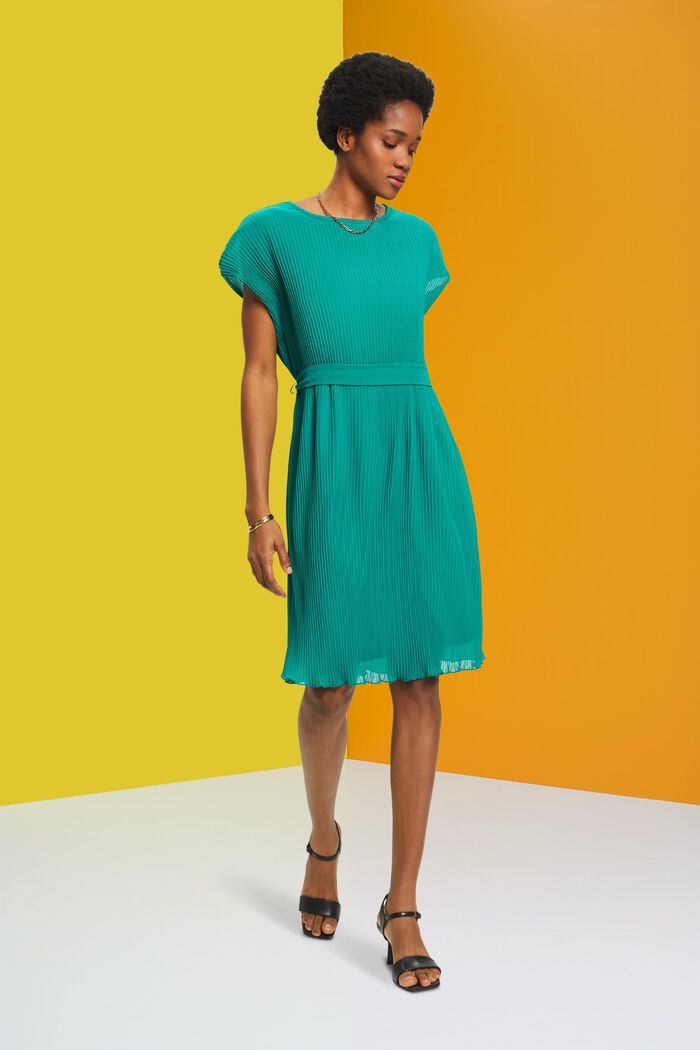 Mouwloze jurk met plissés, LENZING™ ECOVERO™, EMERALD GREEN, detail image number 5