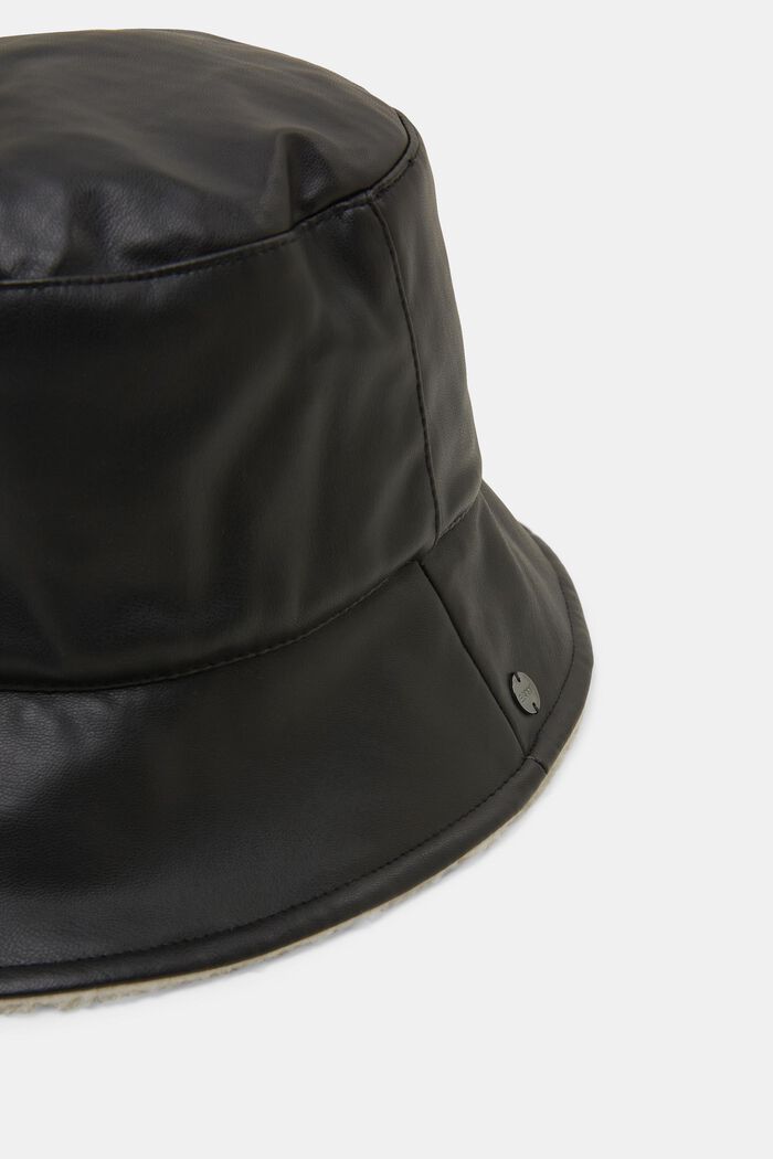Omkeerbare bucket hat van imitatieleer, BLACK, detail image number 1